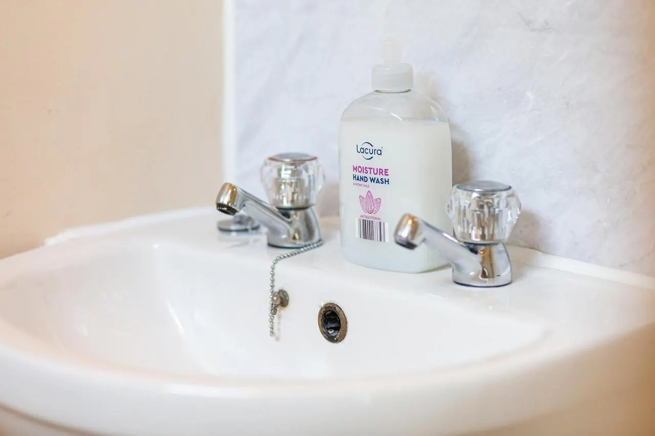 City Centre Guest House Gloucester